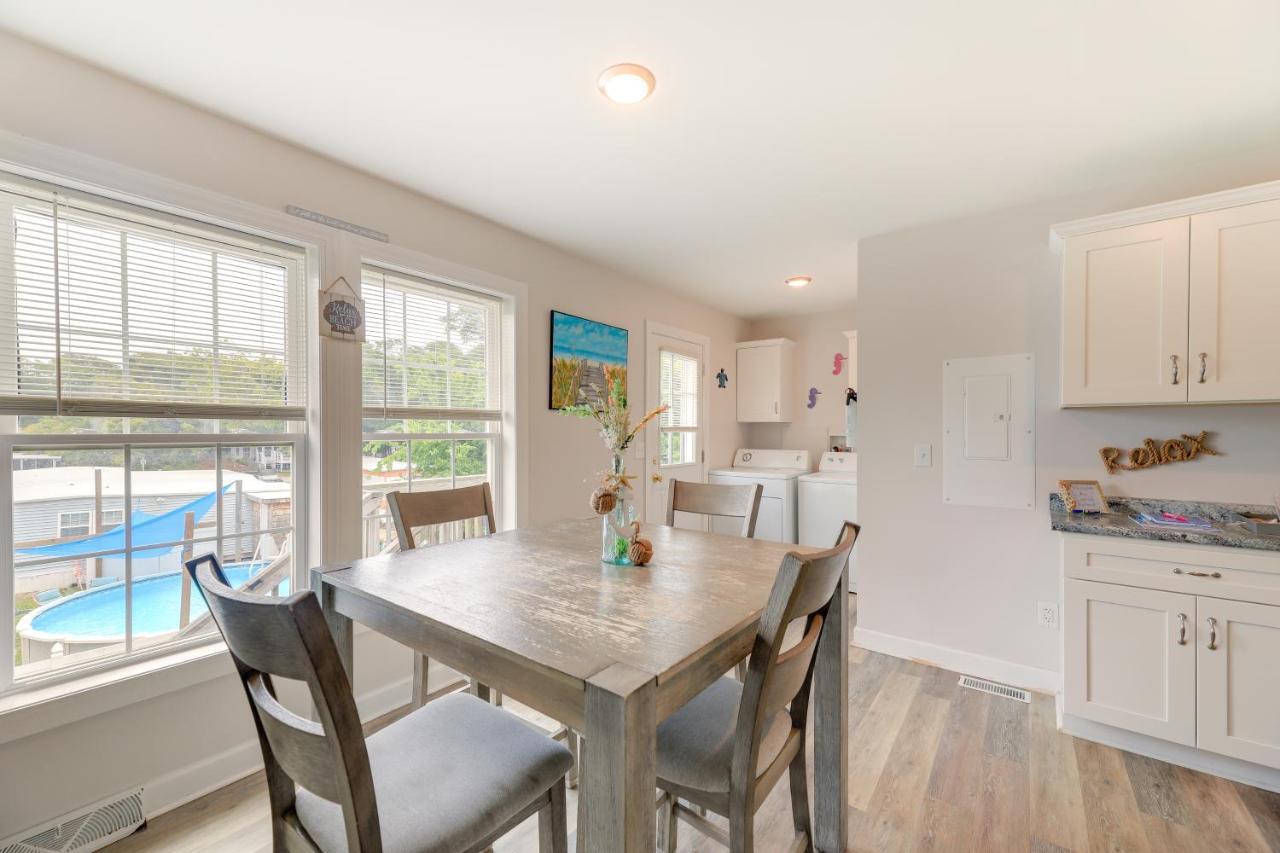 Coastal Emerald Isle Retreat With Deck And Grill! المظهر الخارجي الصورة