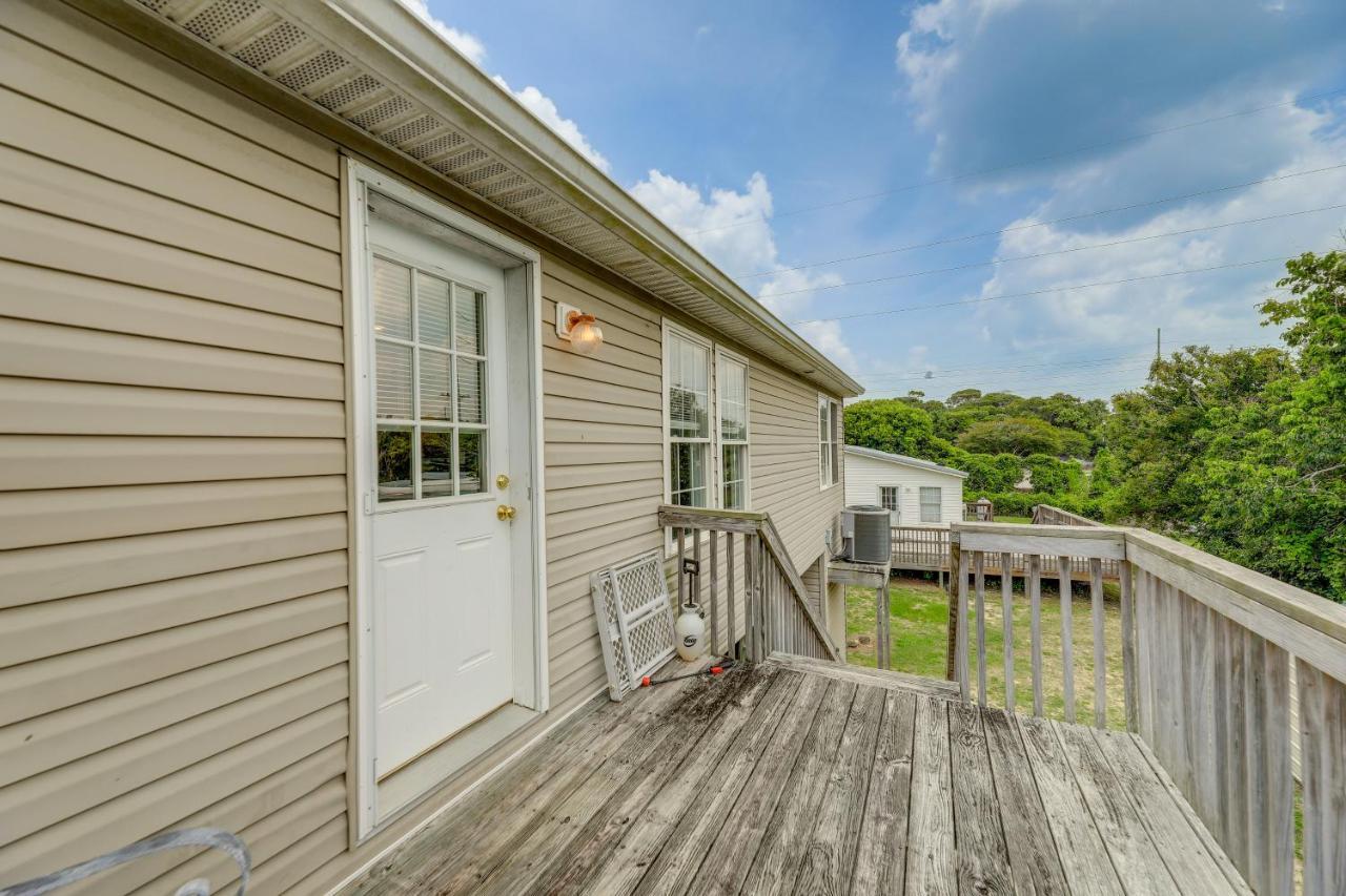 Coastal Emerald Isle Retreat With Deck And Grill! المظهر الخارجي الصورة